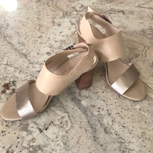 Franco  Sarto Sandals block wood heel size 6.5M